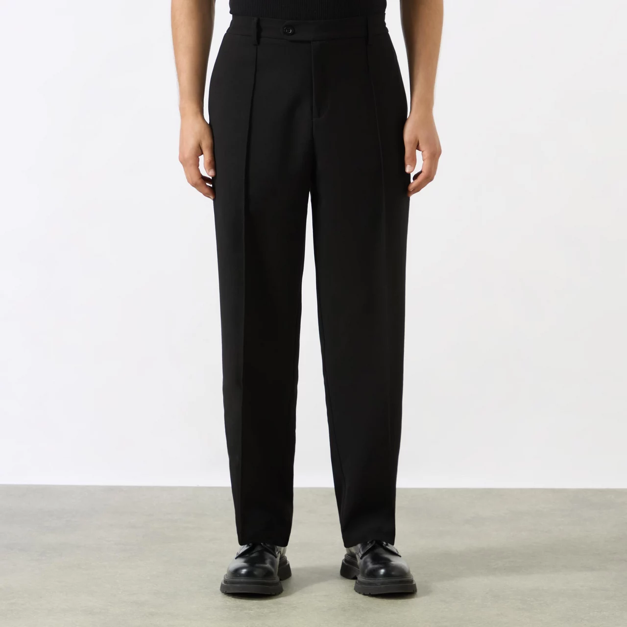 ABOUT:BLANK Pleated Casual Trousers - Black