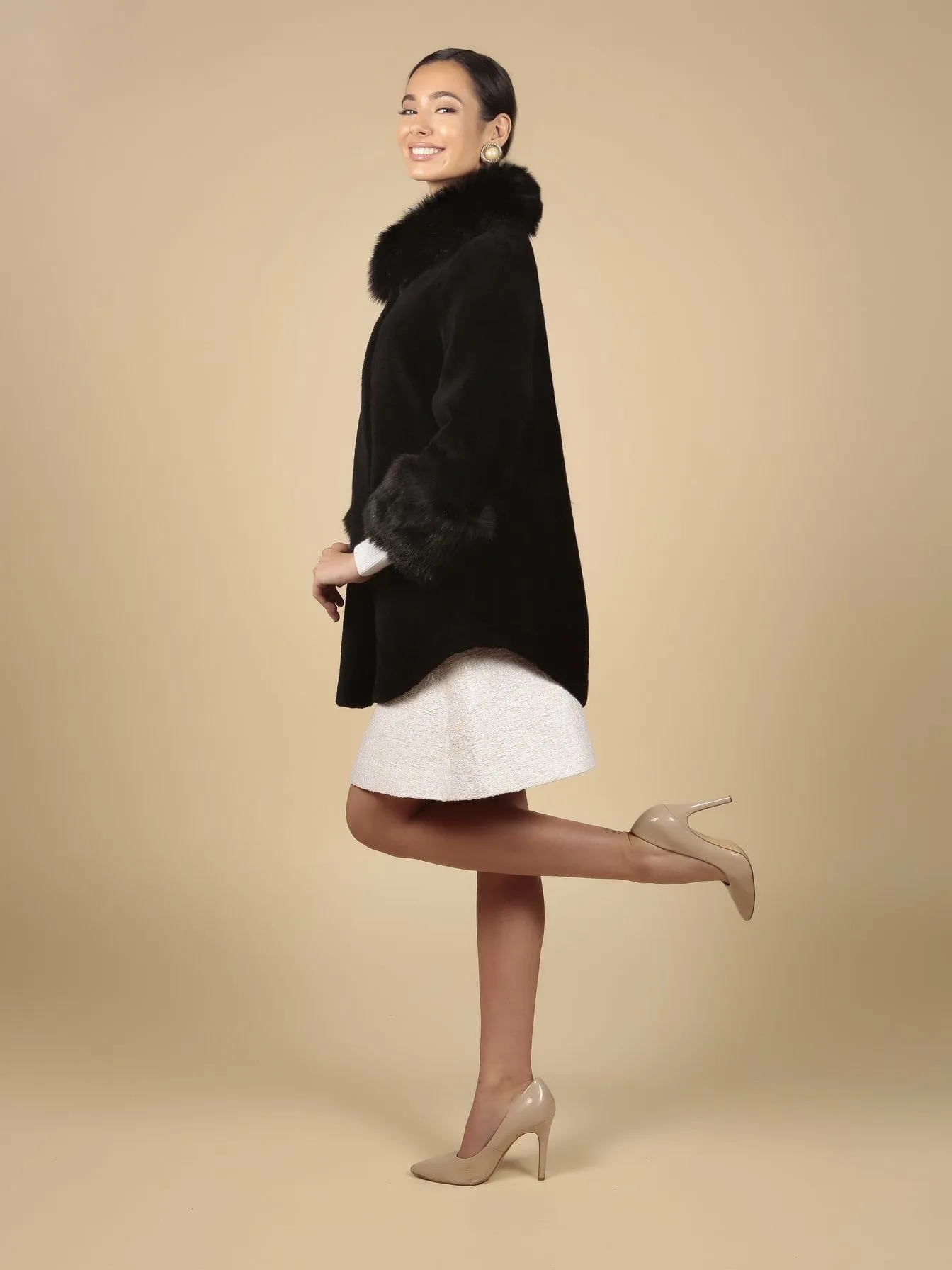 'Scarlett' Wool Cape Coat in Nero