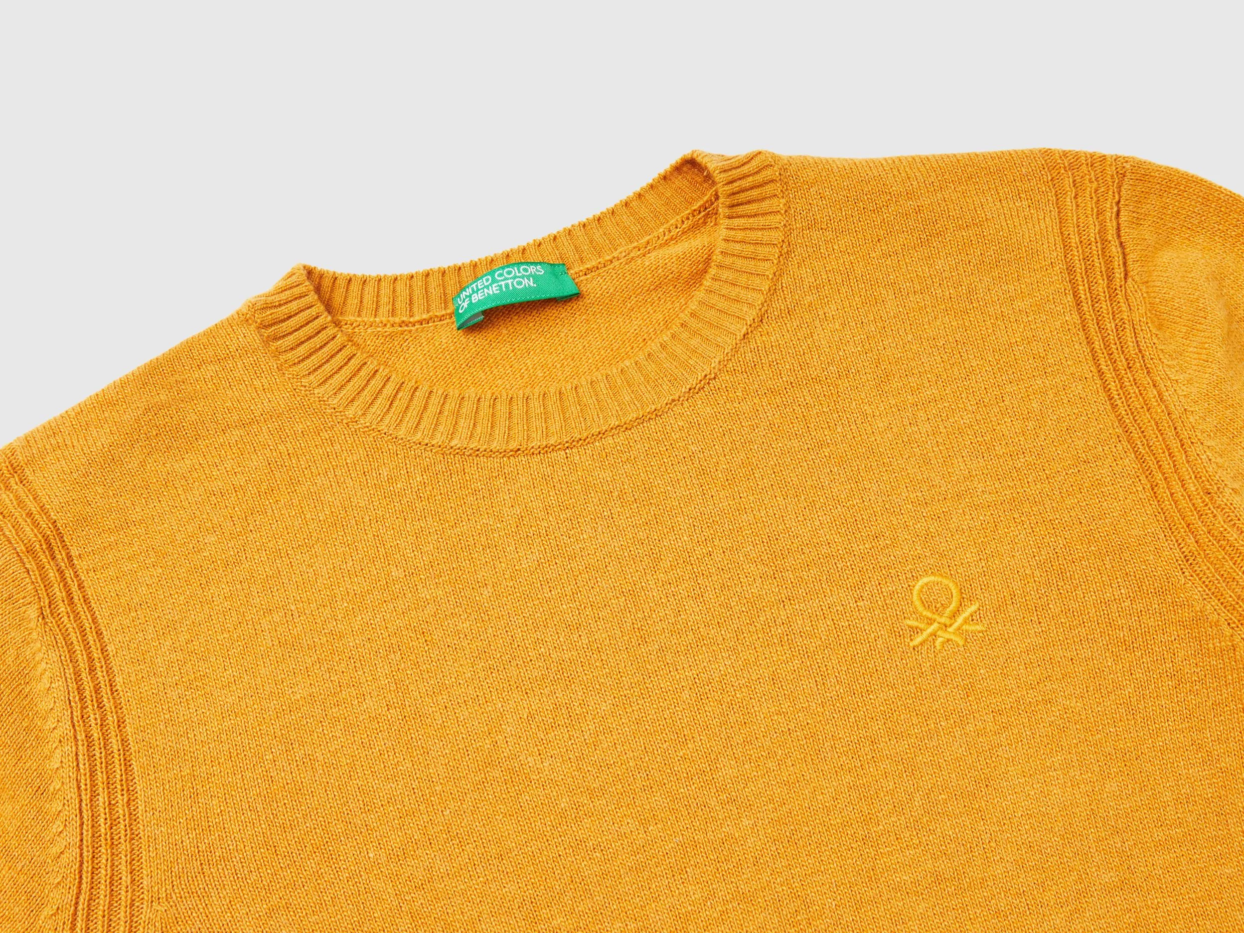 Sweater in cashmere and wool blend - Mustard | Benetton