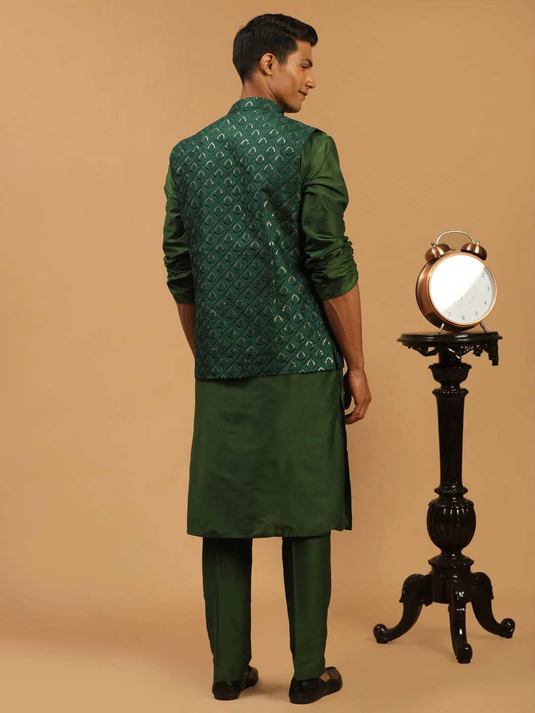 Vastramay Men's Green Embellished Jacket And Green Kurta And Pant Set