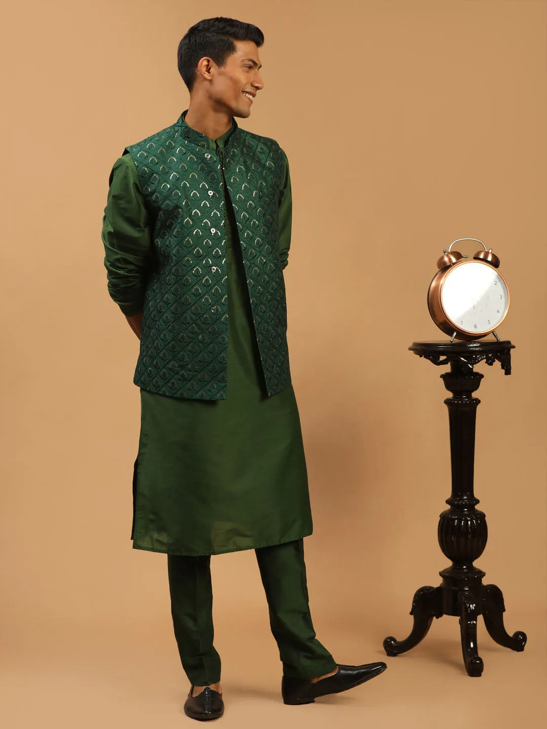 Vastramay Men's Green Embellished Jacket And Green Kurta And Pant Set