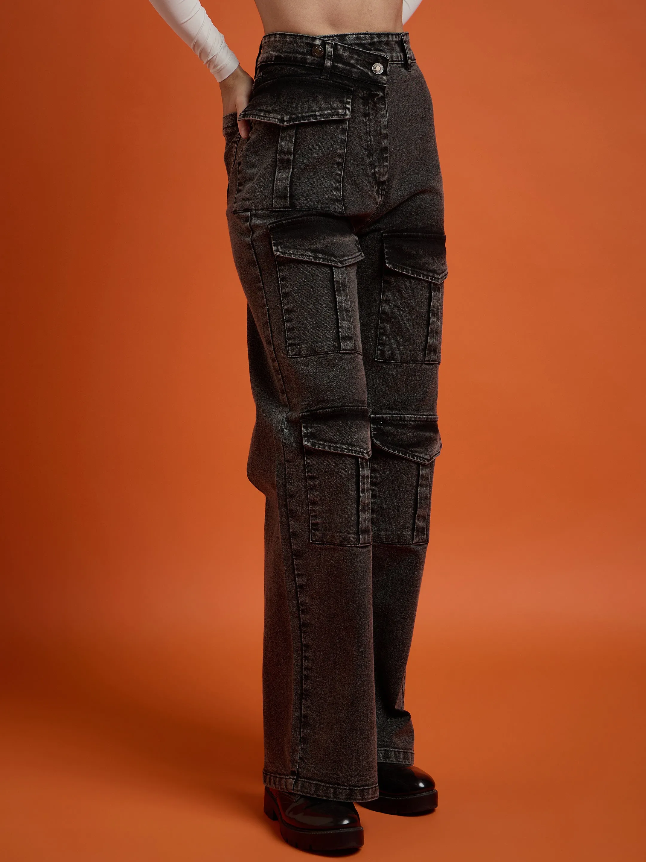 Women Black Washed Cargo Straight Jeans