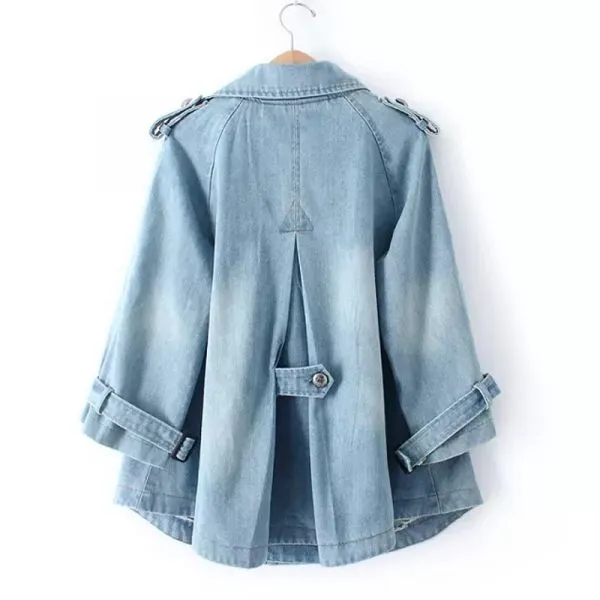 Women‘s double breasted denim jacket